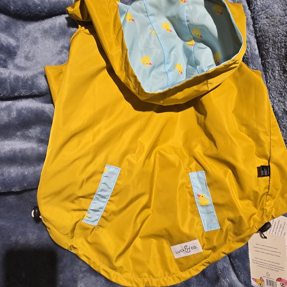 Lucky Ducky Reversible Raincoat for dogs by Lucy & Co Size L NWT - Picture 6 of 8